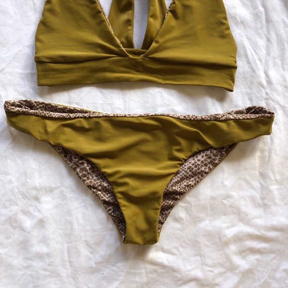 ACACIA SET - Picture 3 of 4